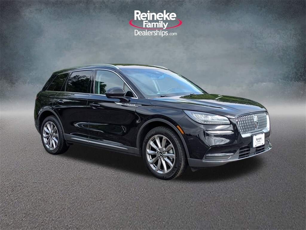 2022 Lincoln Corsair Standard photo 3