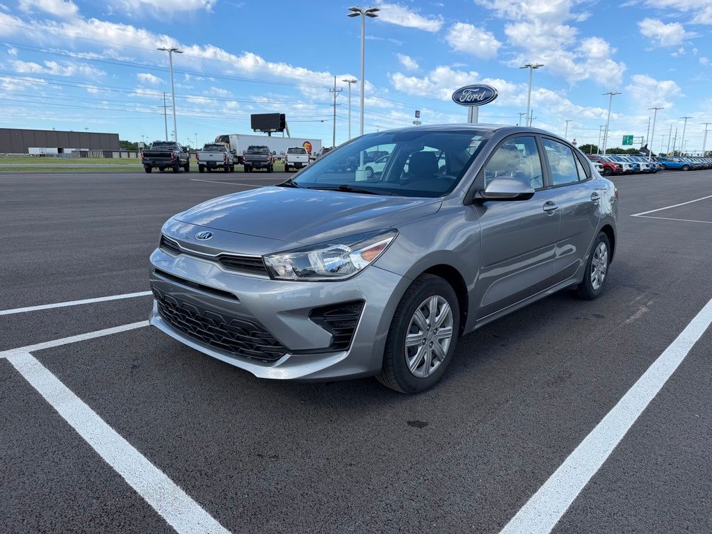 2021 Kia Rio S iVT's photo