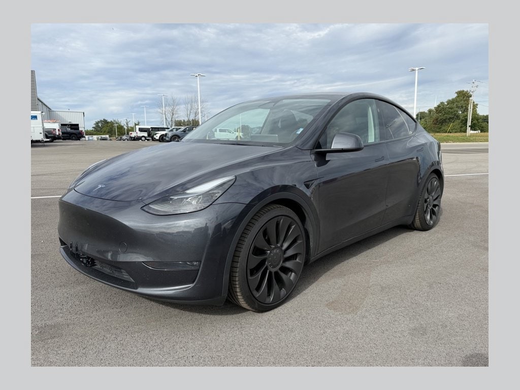 Used 2024 Tesla Model Y Performance with VIN 7SAYGDEF9RA279305 for sale in Findlay, OH