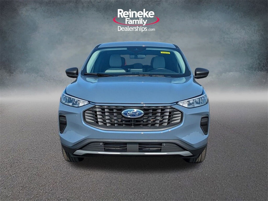 2025 Ford Escape Active photo 2