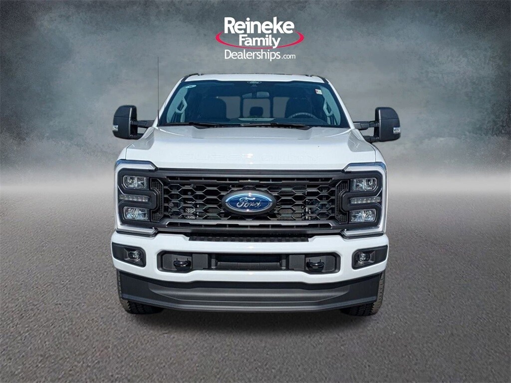 2026 Ford F-250 XL photo 2