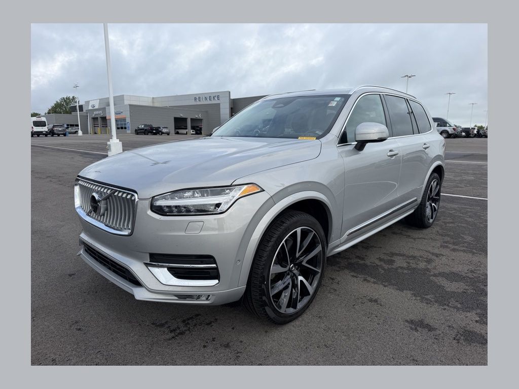 2023 Volvo XC90