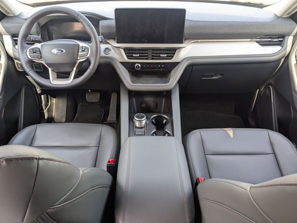 2026 Ford Explorer Active - Photo 17