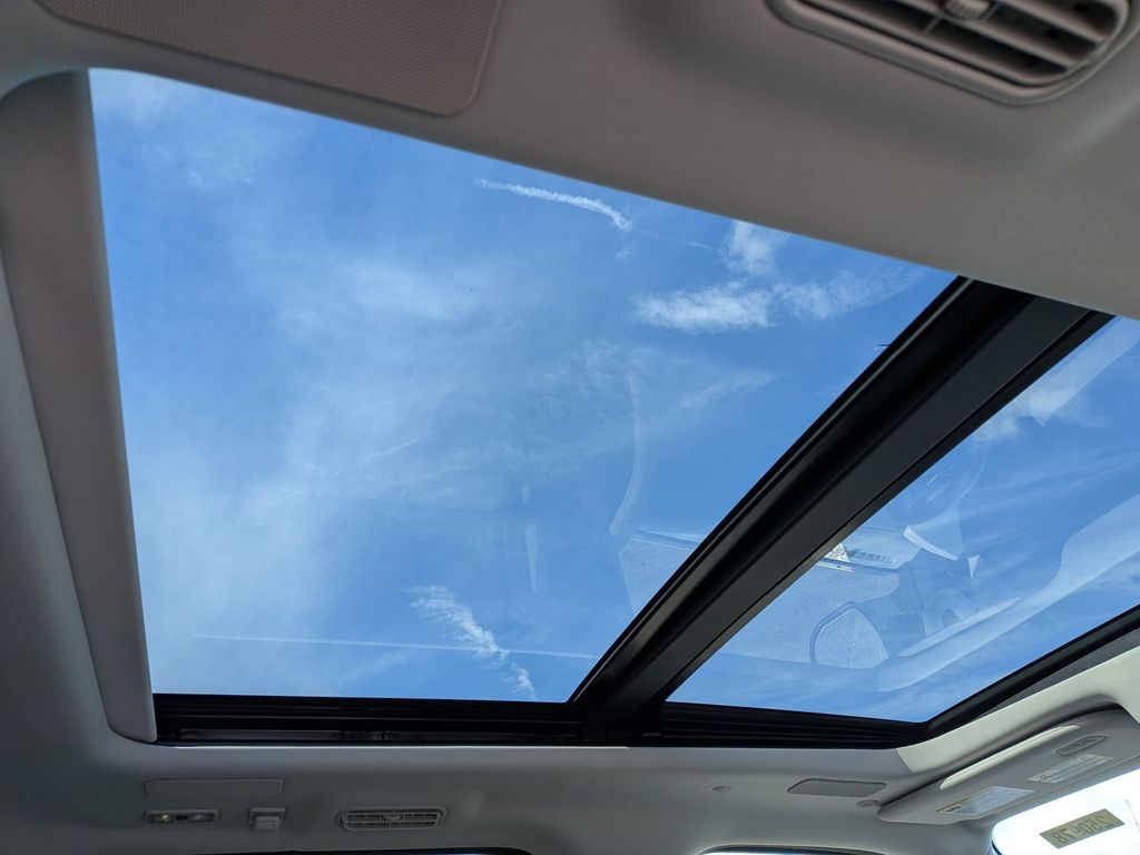 2025 Lincoln Navigator Reserve L - Photo 23