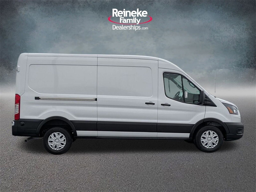 2024 Ford Transit Cargo Van photo 4