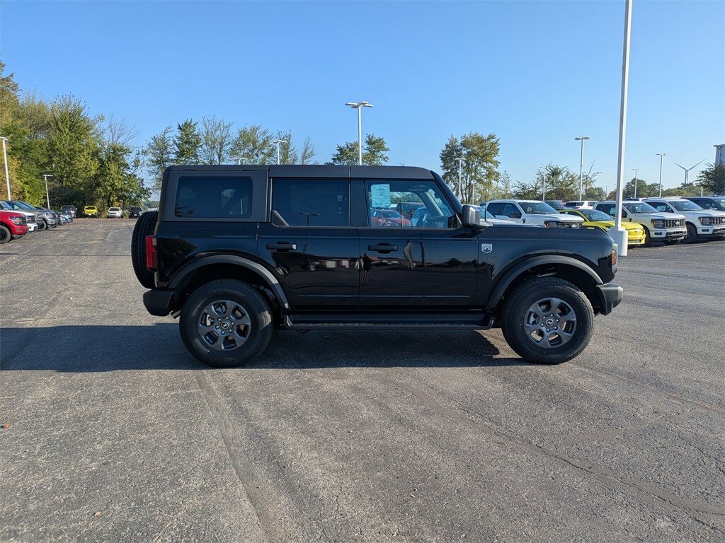 2025 Ford Bronco Big Bend photo 4