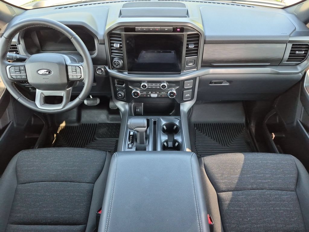 Photo 13