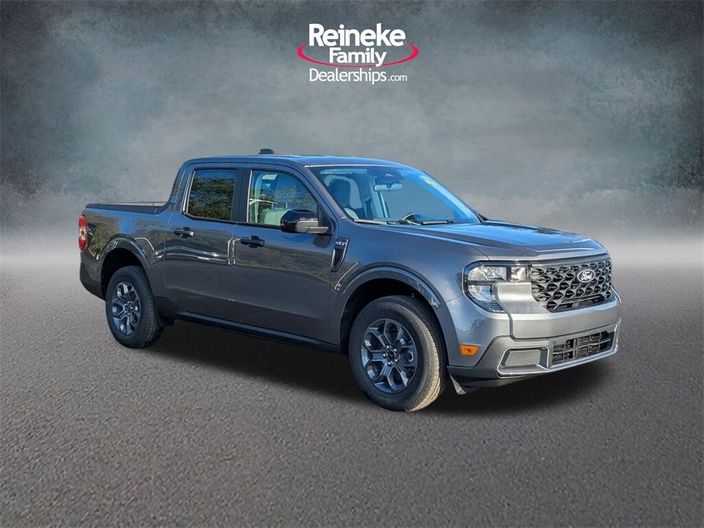2025 Ford Maverick XLT photo 2