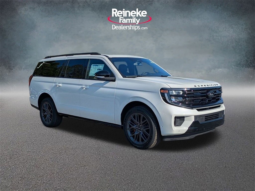 2025 Ford Expedition Platinum MAX photo 2