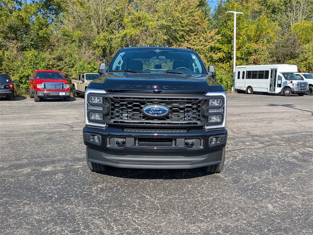 2026 Ford F-350 XL photo 2