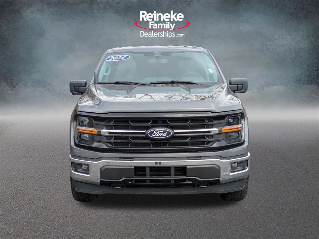 2024 Ford F-150 XLT photo 2