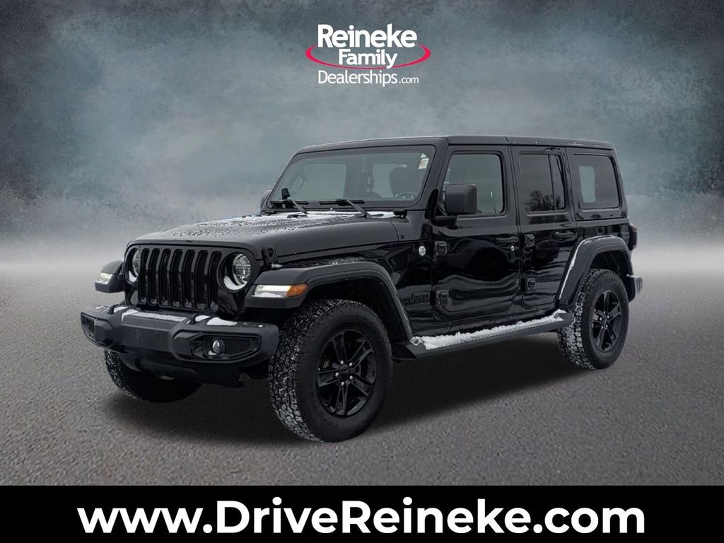 2020 Jeep Wrangler Unlimited Sahara Altitude 4WD