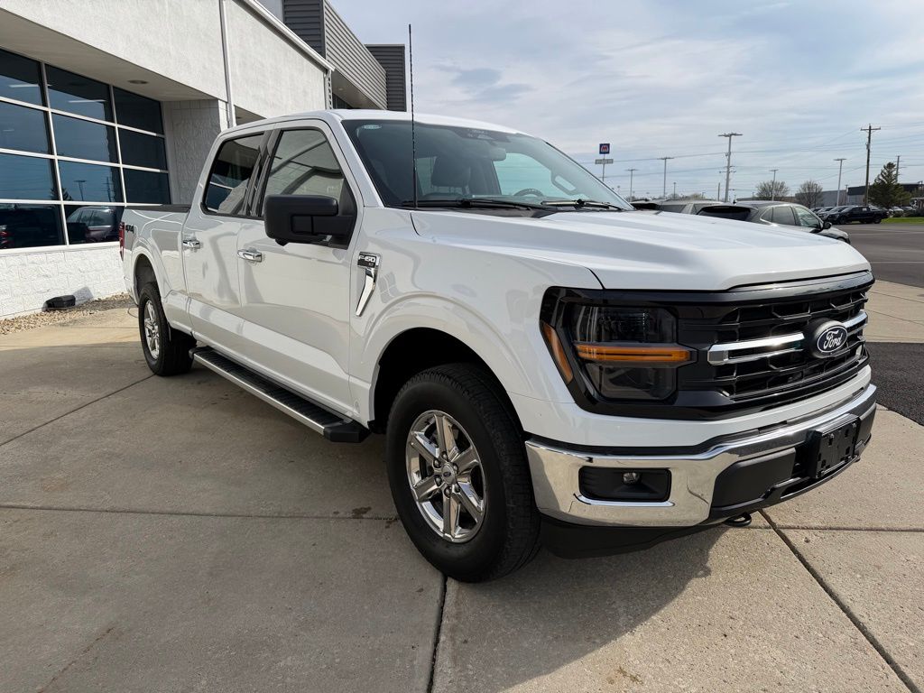 View vehicle photo 3