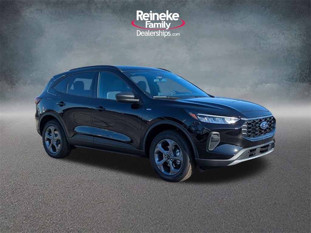2026 Ford Escape ST-Line photo 3