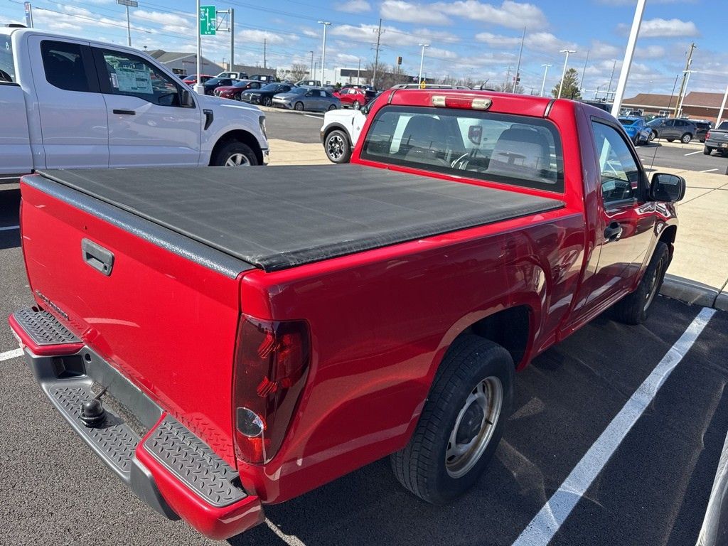 View vehicle photo 3