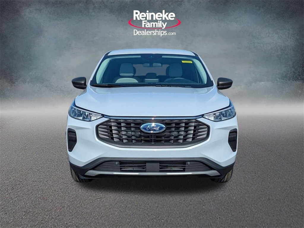 2025 Ford Escape Active photo 2