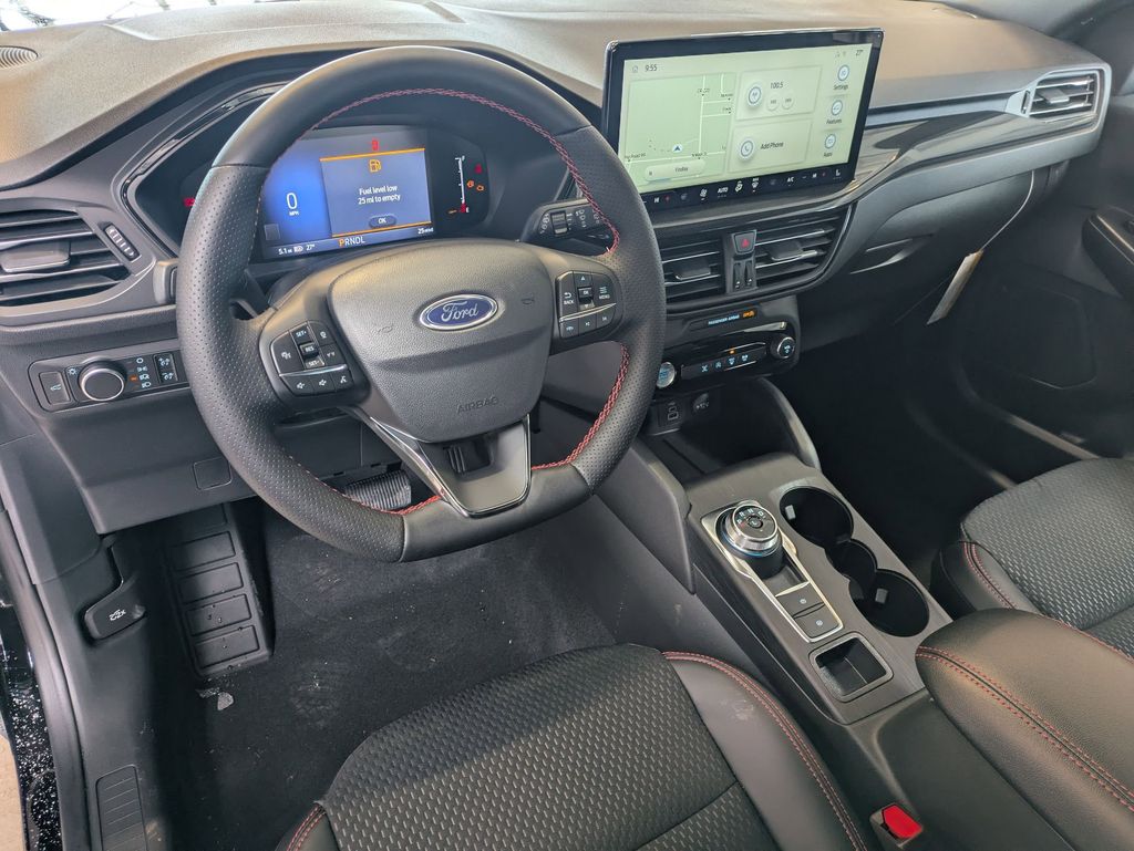 2026 Ford Escape ST-Line - Photo 9