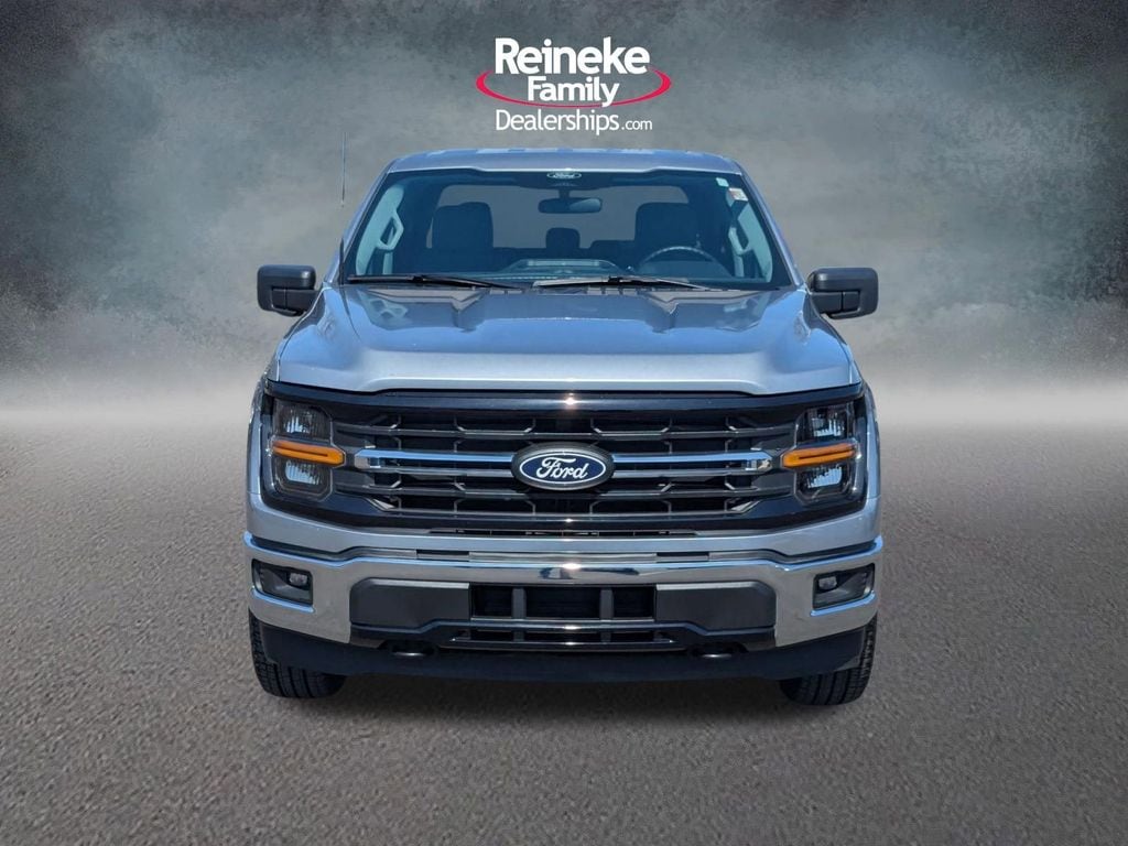 View vehicle photo 2