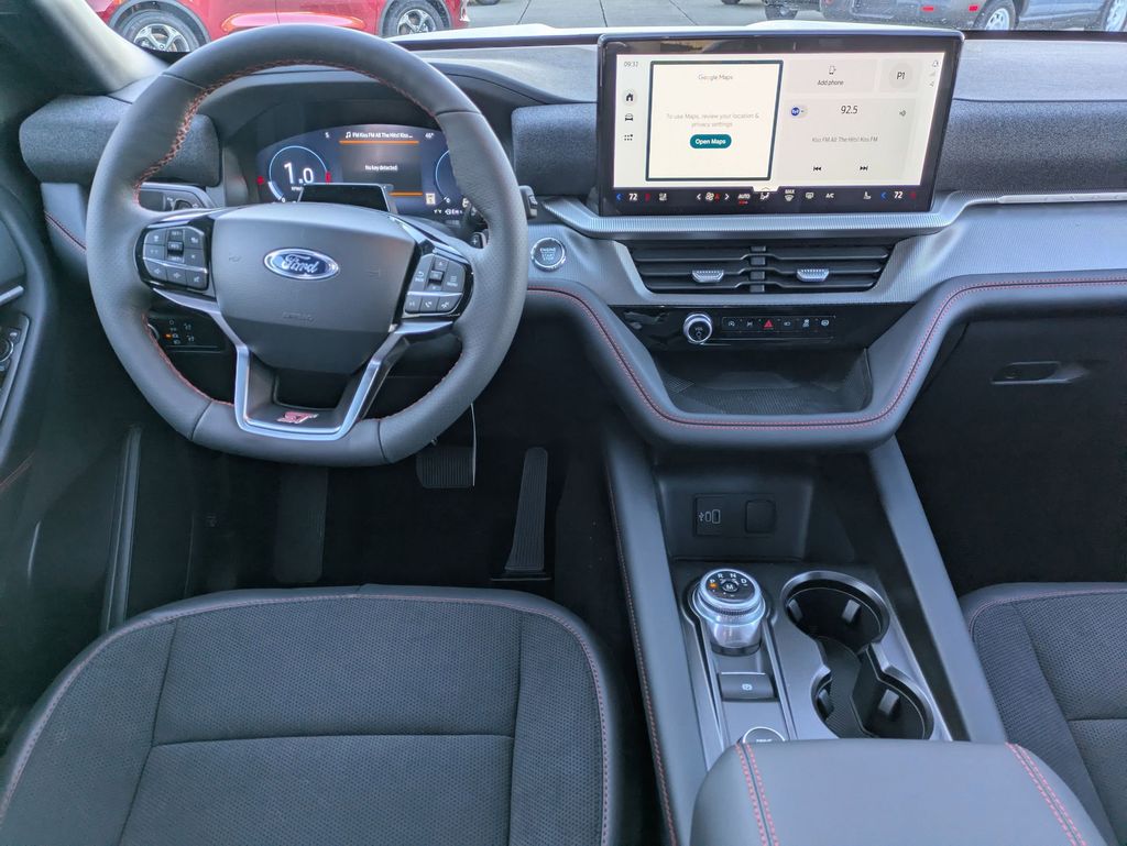 2026 Ford Explorer ST - Photo 18