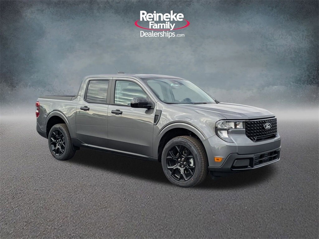 2025 Ford Maverick XLT photo 2