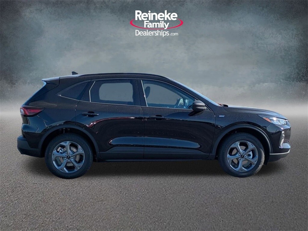 2025 Ford Escape ST-Line photo 4