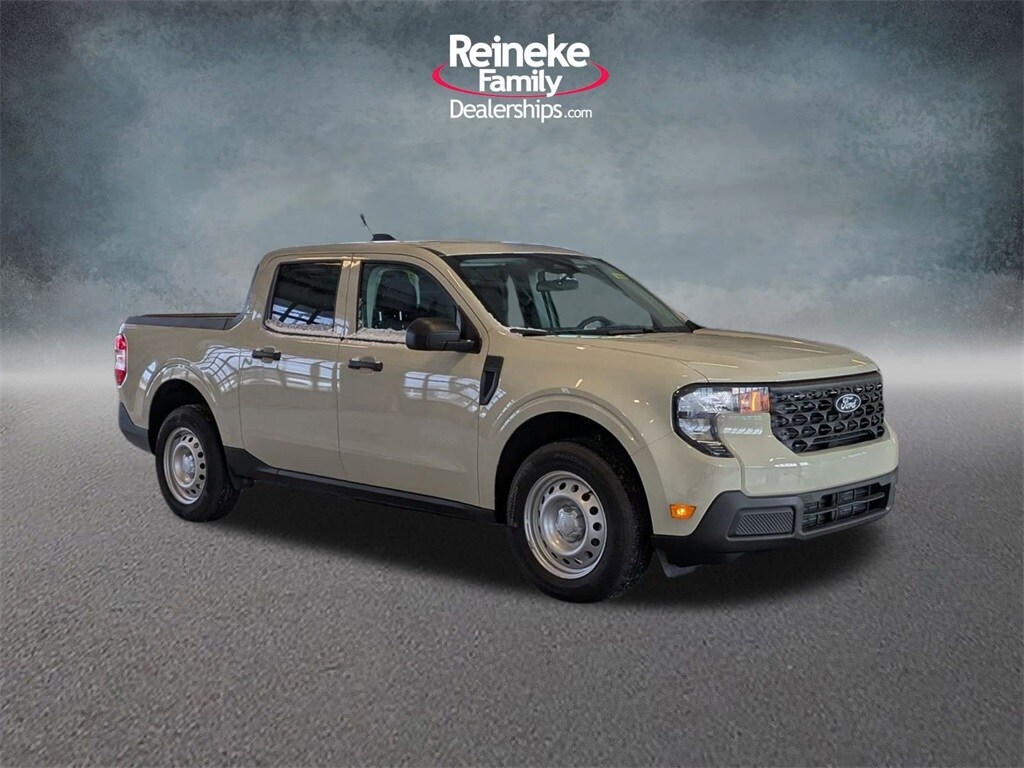 2025 Ford Maverick XL photo 2