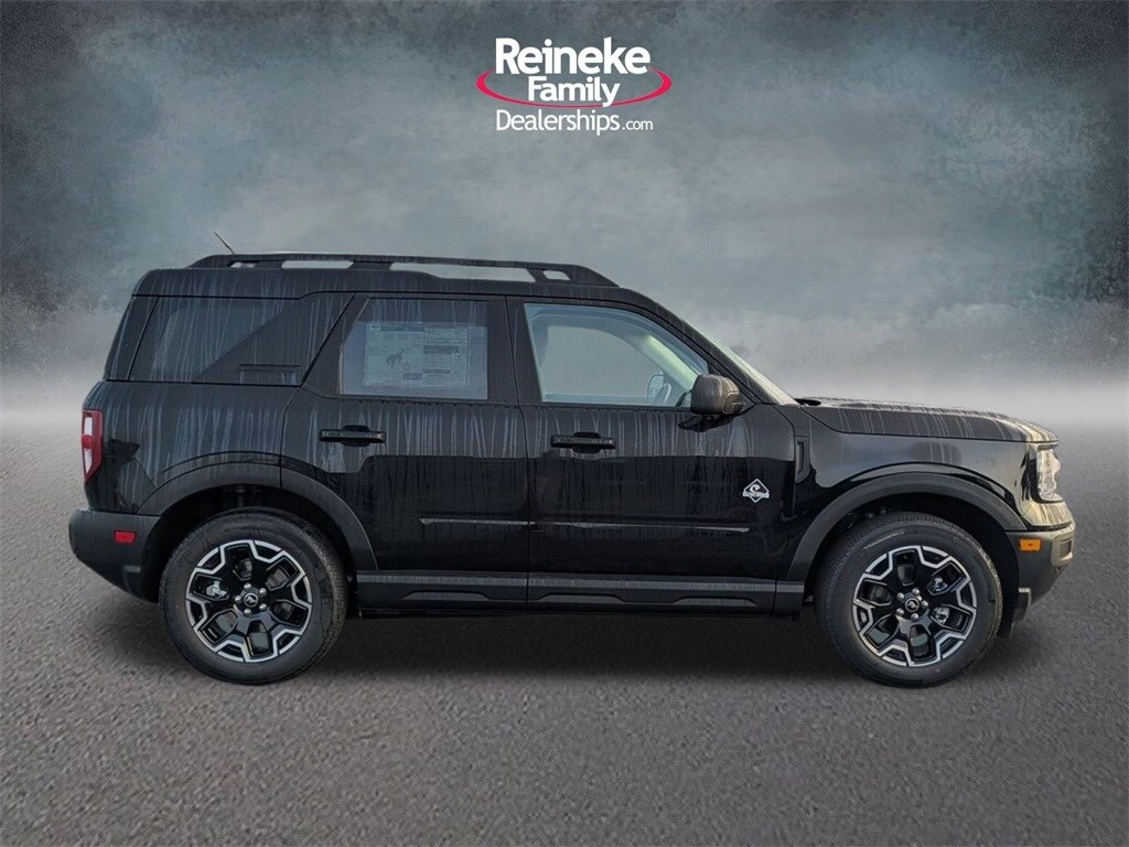2025 Ford Bronco Sport Outer Banks photo 4