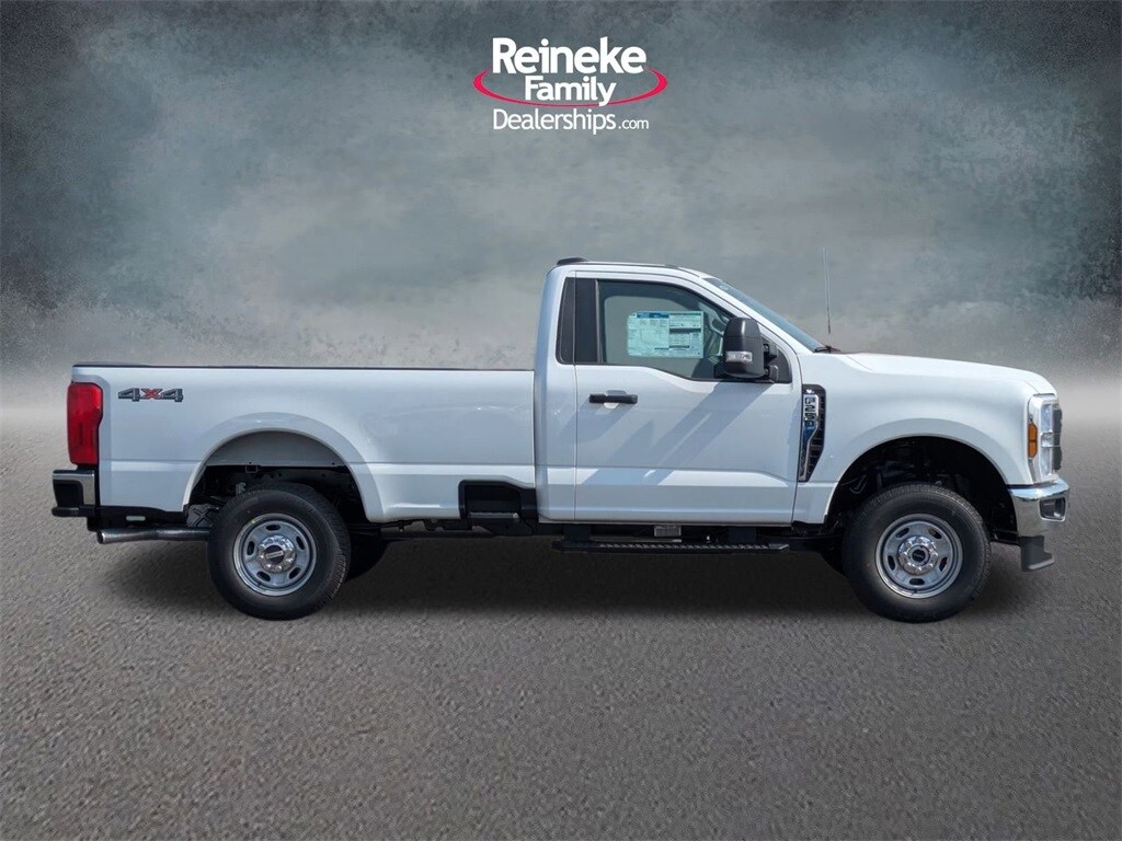 2025 Ford F-250 XL photo 4