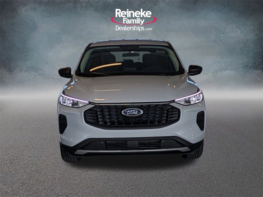 2026 Ford Escape Active photo 2