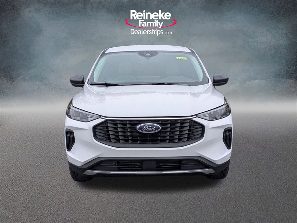 2026 Ford Escape Active photo 2