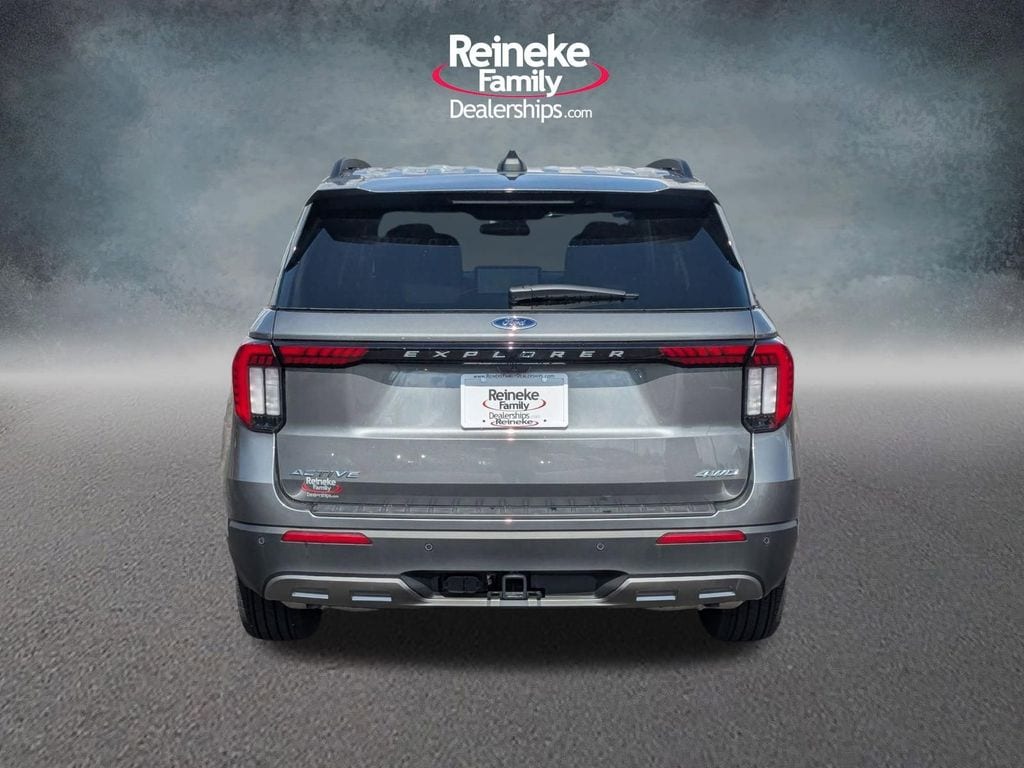 2026 Ford Explorer Active - Photo 6