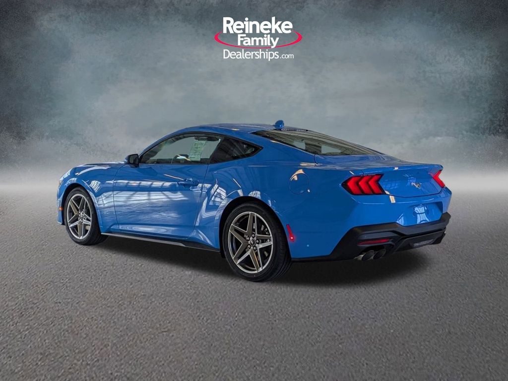 2026 Ford Mustang EcoBoost Premium Fastback - Photo 8