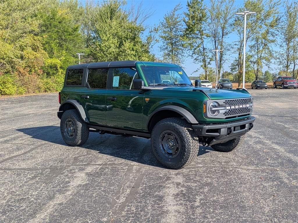 2025 Ford Bronco Badlands photo 3