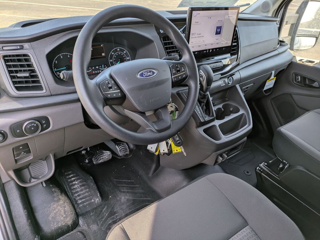 2024 Ford Transit Cutaway Base - Photo 10
