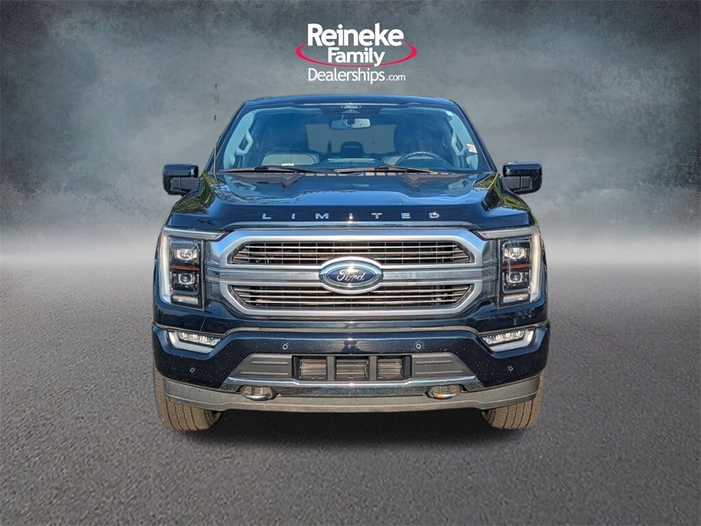 2022 Ford F-150 Limited photo 2