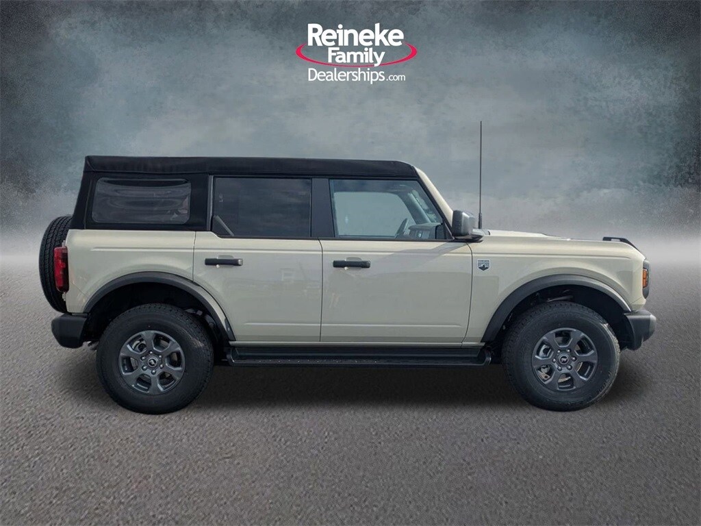 2025 Ford Bronco Big Bend photo 2
