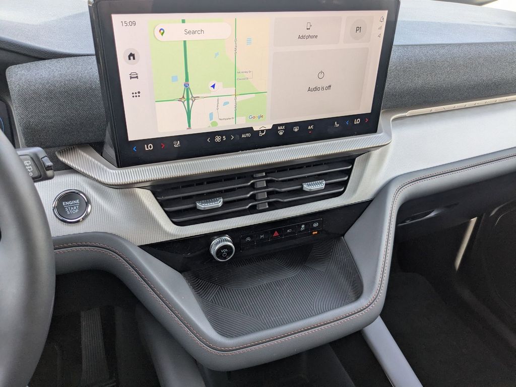 2026 Ford Explorer Active - Photo 11