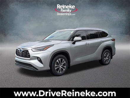 2021 Toyota Highlander Hybrid XLE SUV