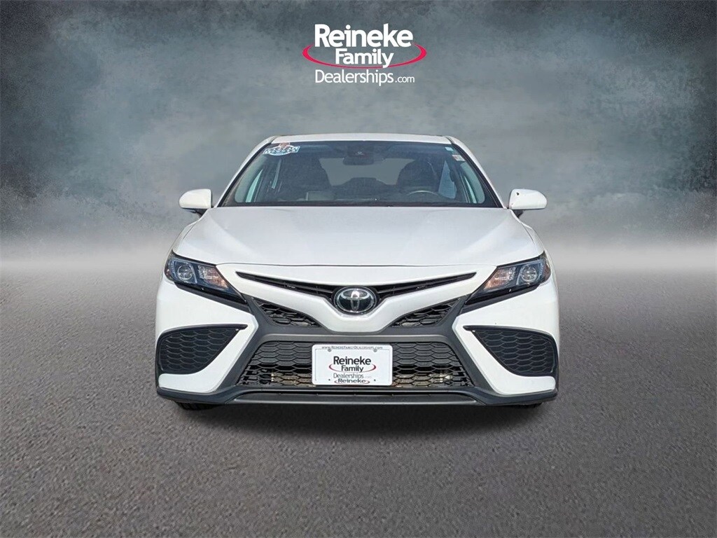 Used 2024 Toyota Camry SE Sedan