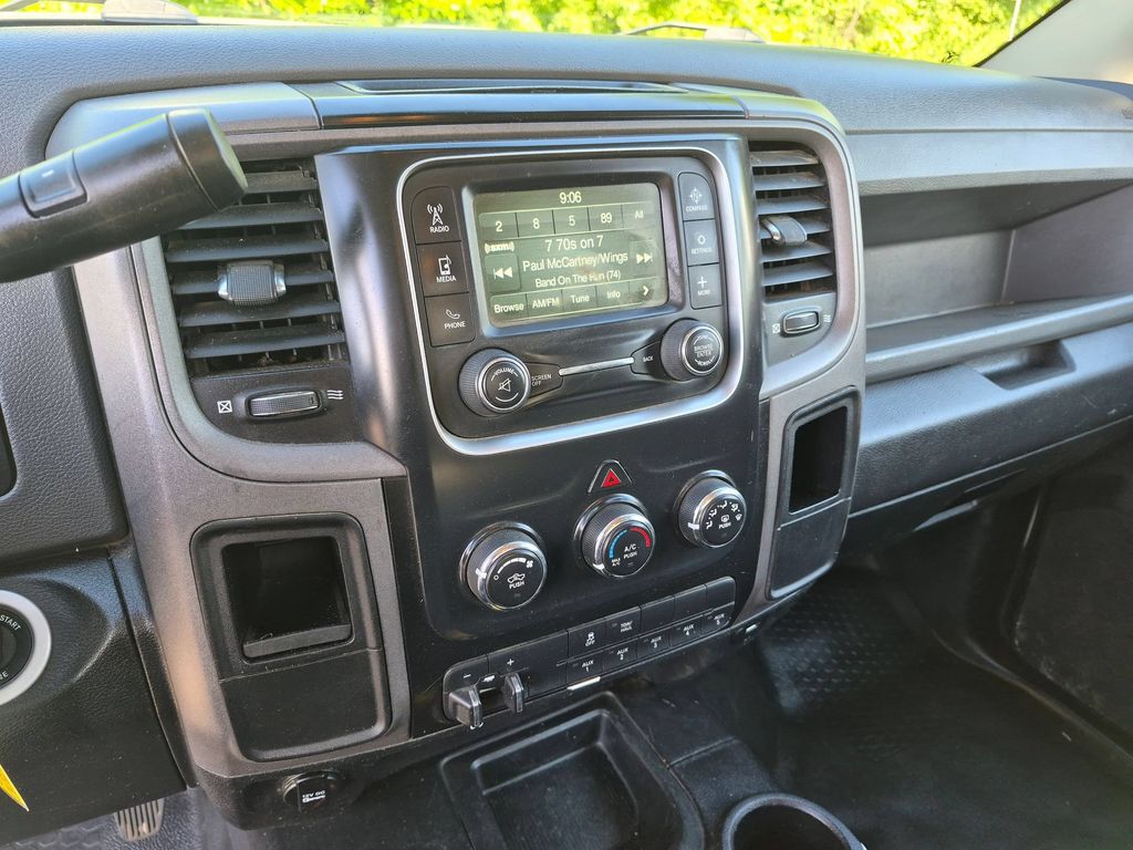2018 RAM Ram 3500 Chassis Cab Tradesman - Photo 13