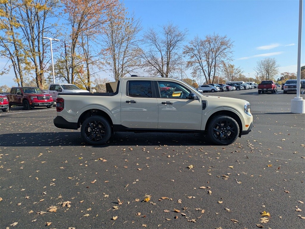 2025 Ford Maverick XLT photo 4