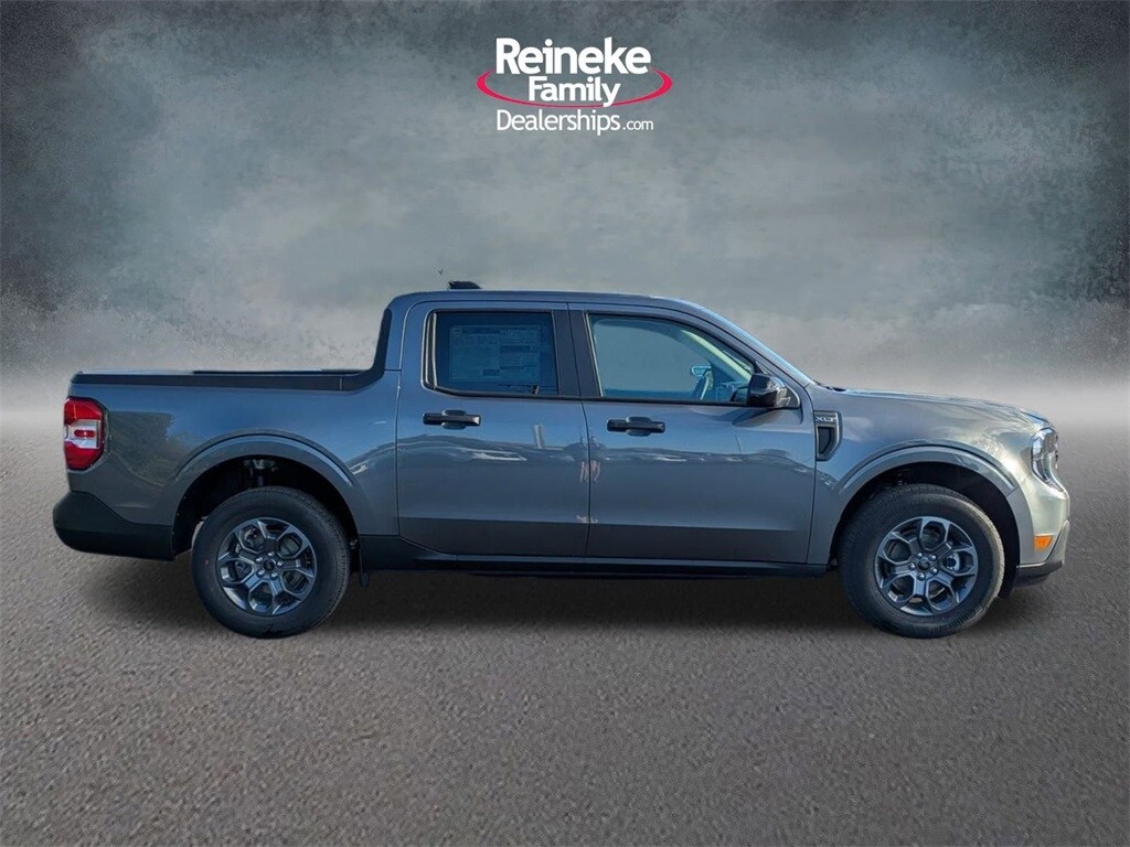 2025 Ford Maverick XLT photo 3