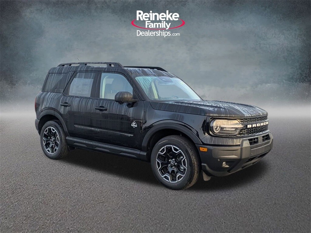 2025 Ford Bronco Sport Outer Banks photo 3