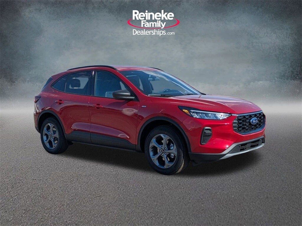 2026 Ford Escape ST-Line photo 3