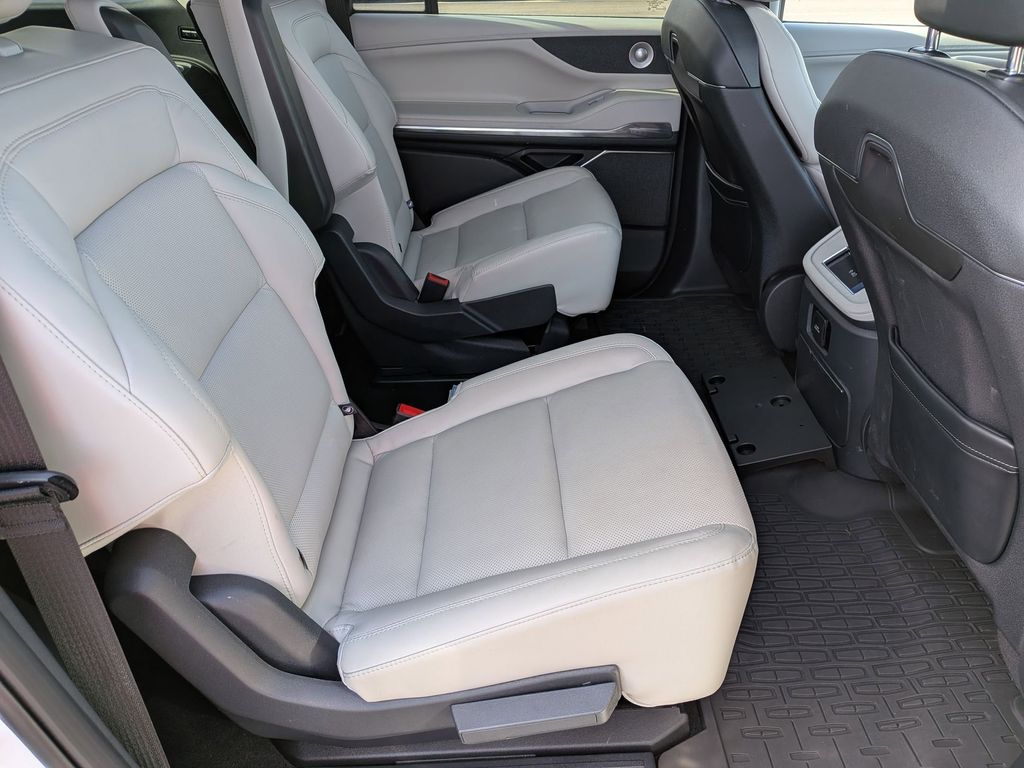 2025 Lincoln Navigator Reserve L - Photo 22