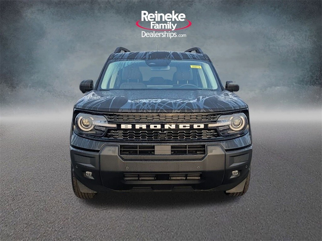 2025 Ford Bronco Sport Outer Banks photo 2