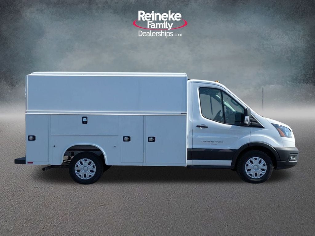 2024 Ford Transit Cutaway Base