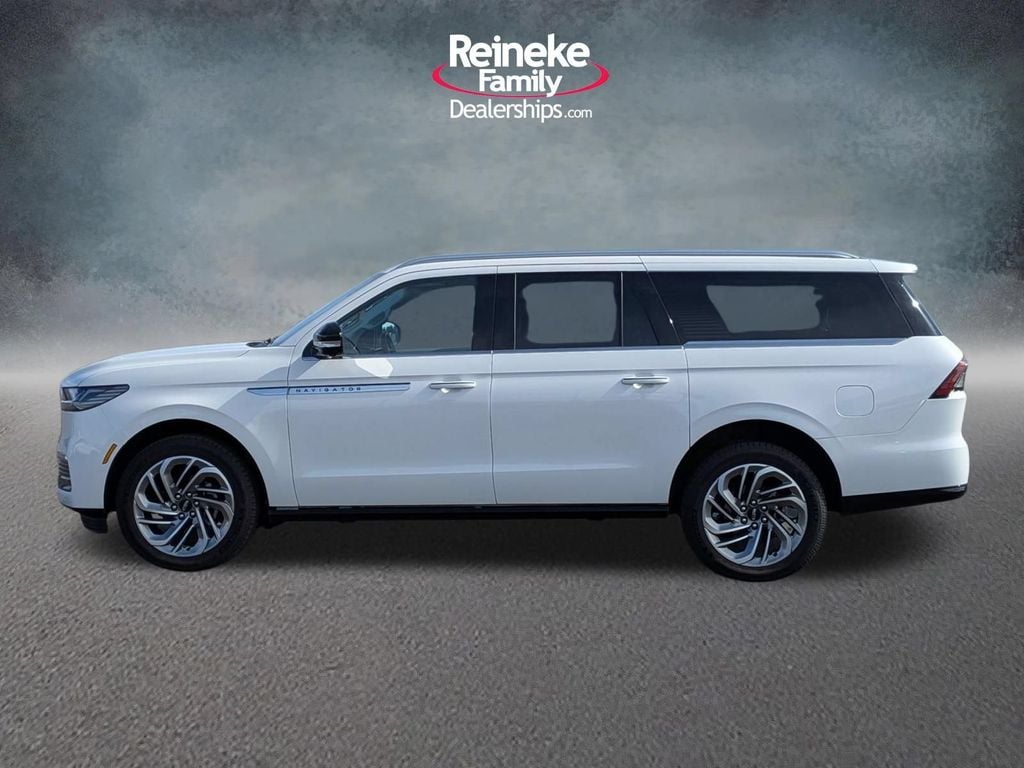 2025 Lincoln Navigator Reserve L - Photo 9