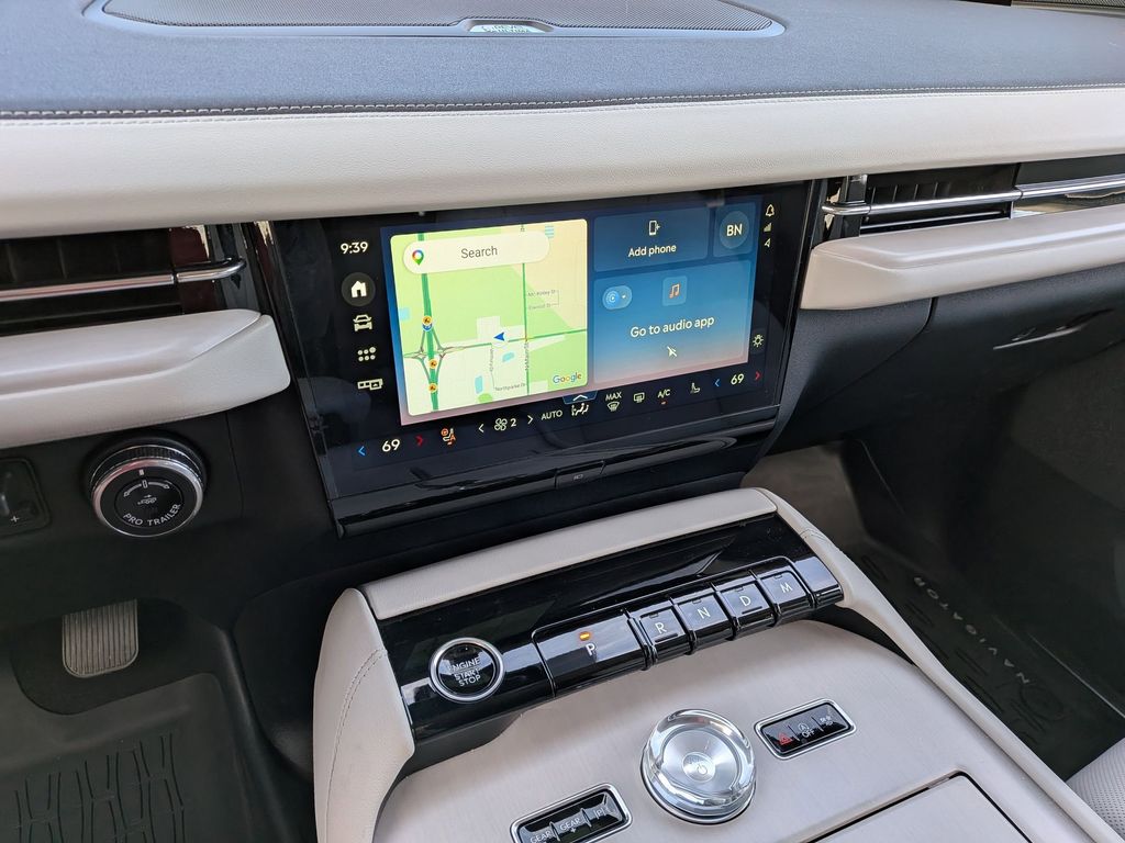 2025 Lincoln Navigator Reserve L - Photo 13