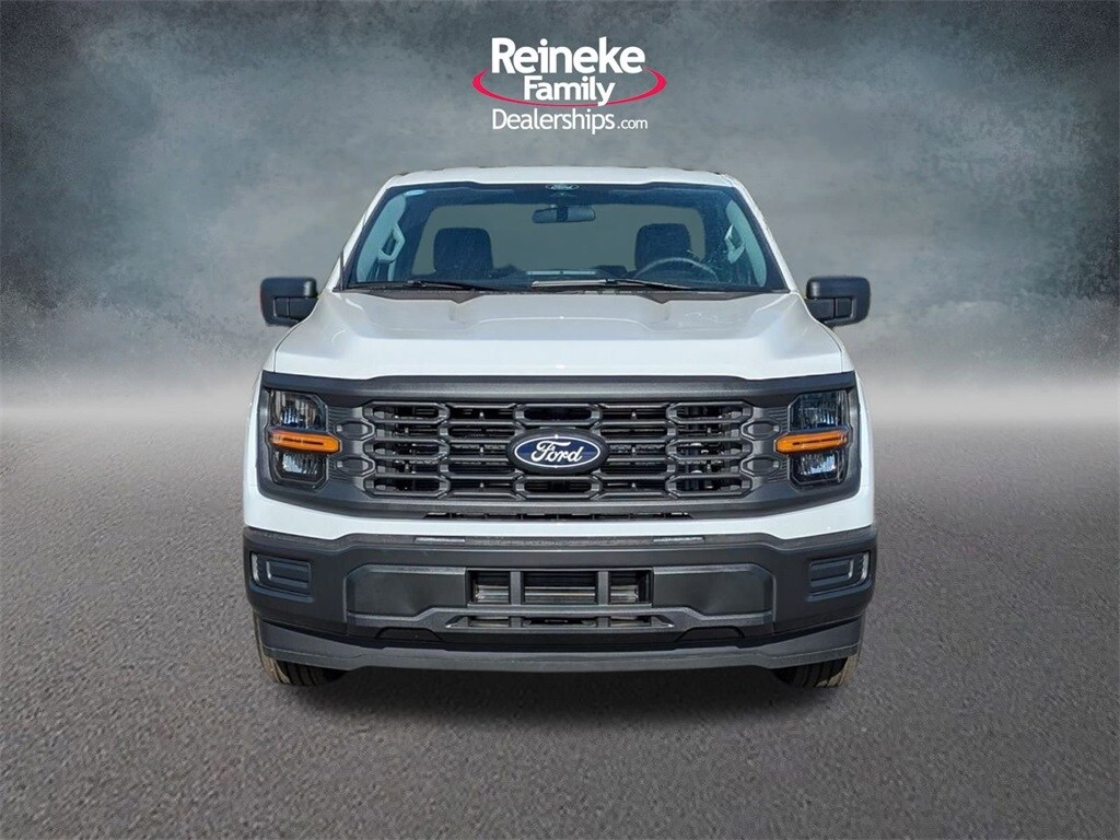 2025 Ford F-150 XL photo 2